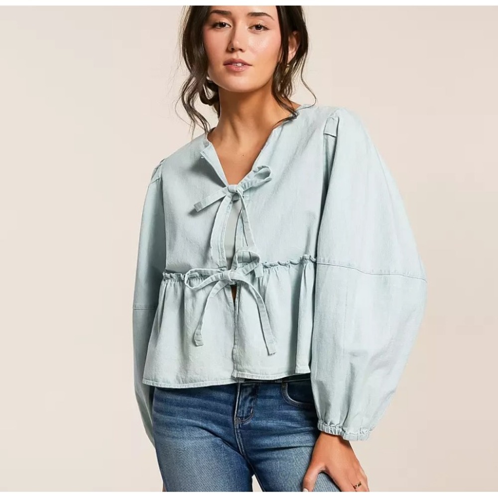 Free People Denim Brunch Babe Top Light Wash Blue Tie Front Peplum Blouse Small